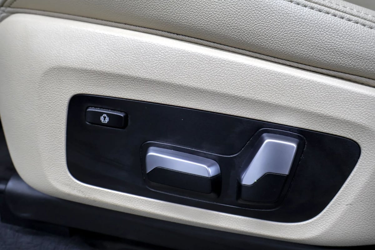 Photo 33 of this BMW X3