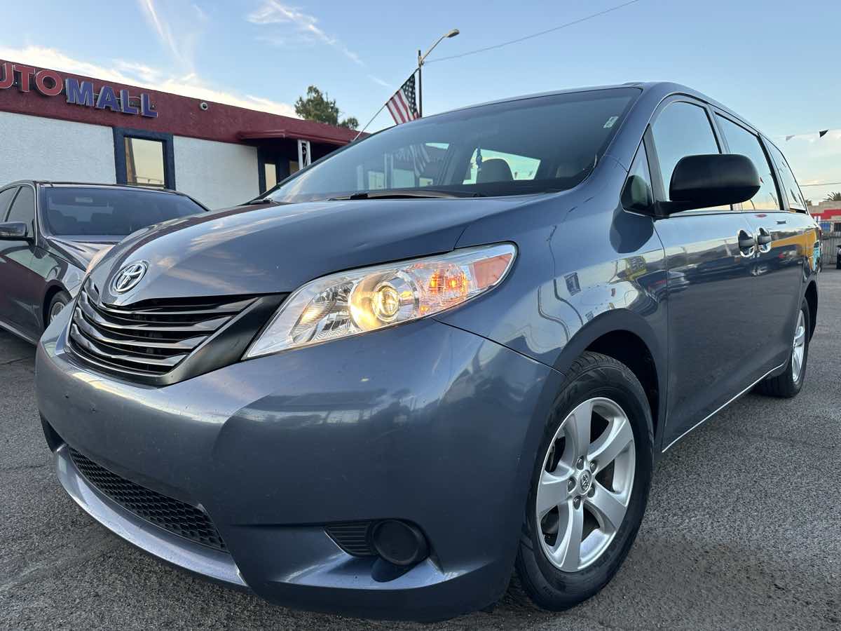 2015 Toyota Sienna L