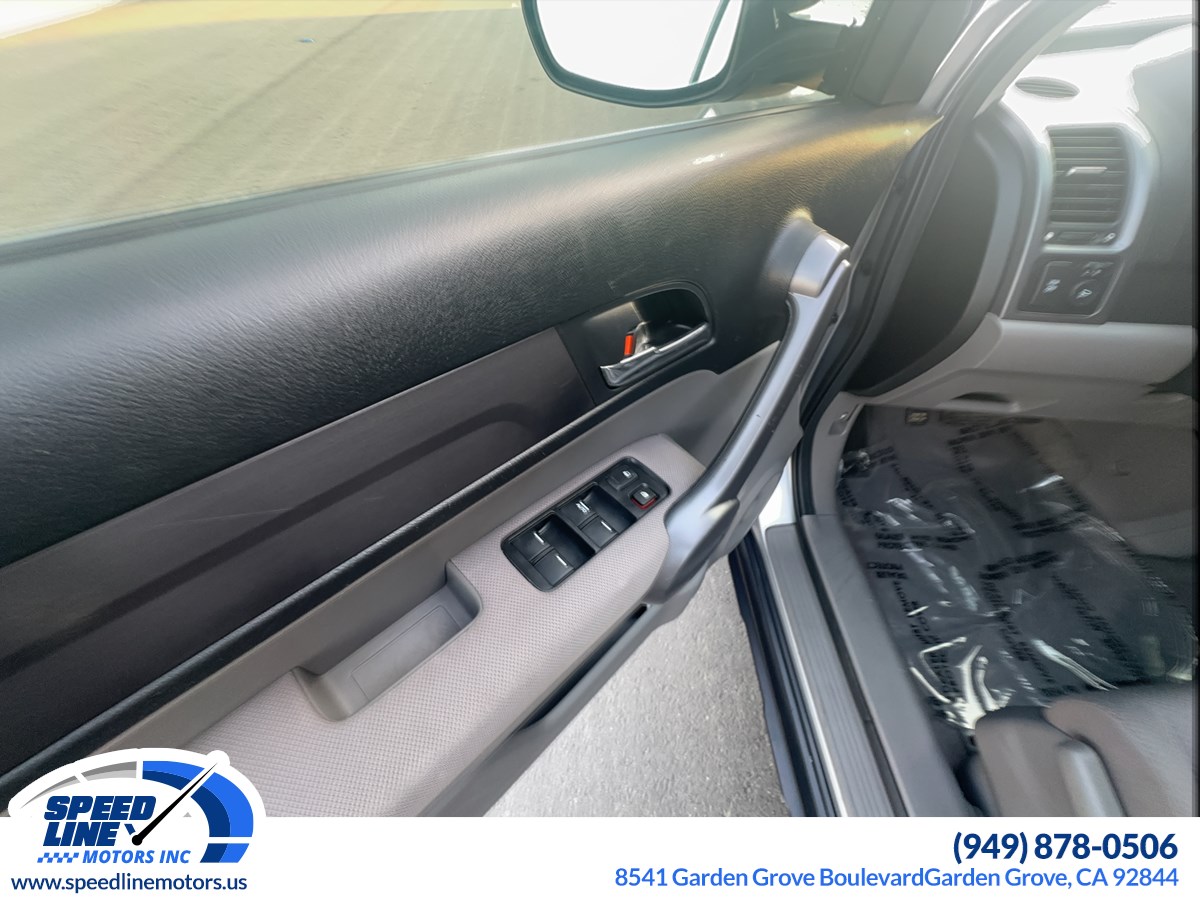 2008 Honda CR-V LX photo 11