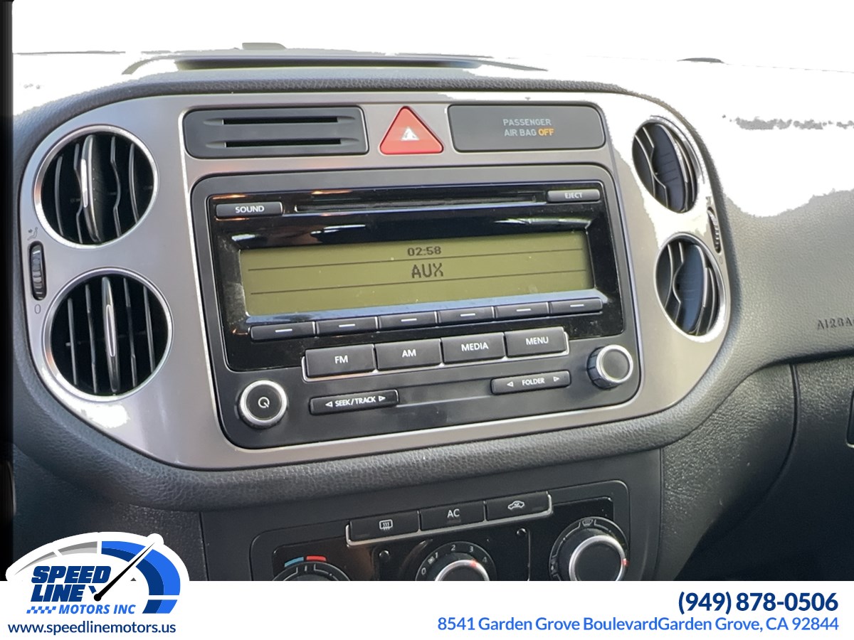 2011 Volkswagen Tiguan S - Photo 13