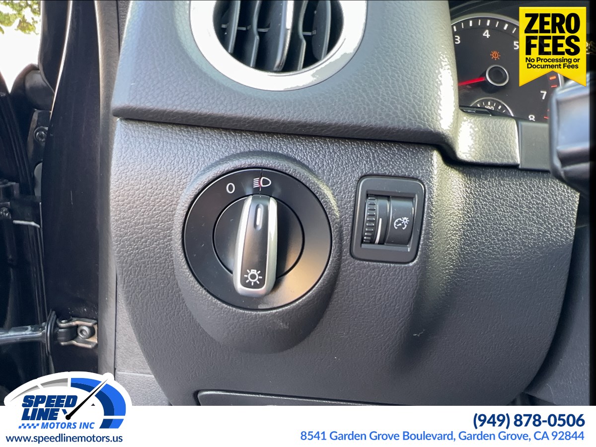 2011 Volkswagen Tiguan S - Photo 19
