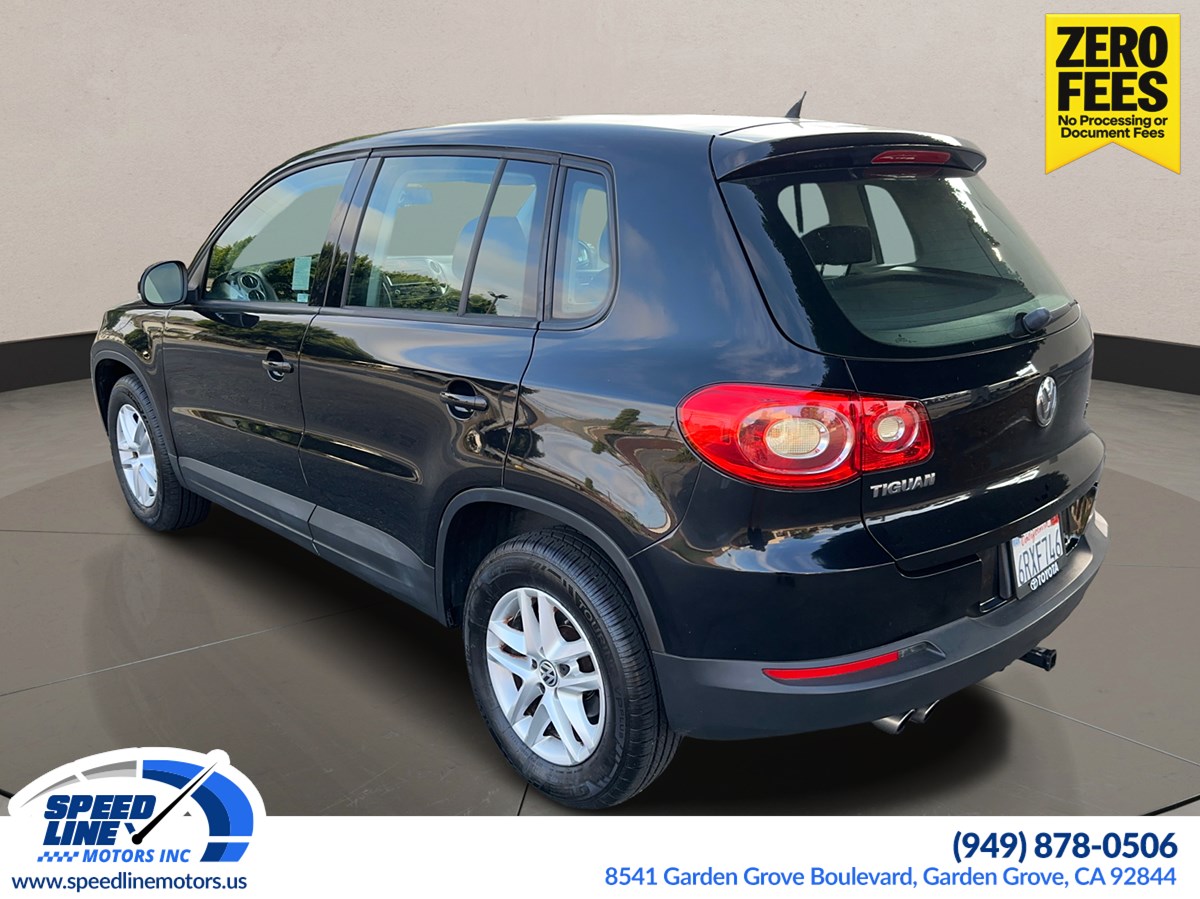 2011 Volkswagen Tiguan S - Photo 4