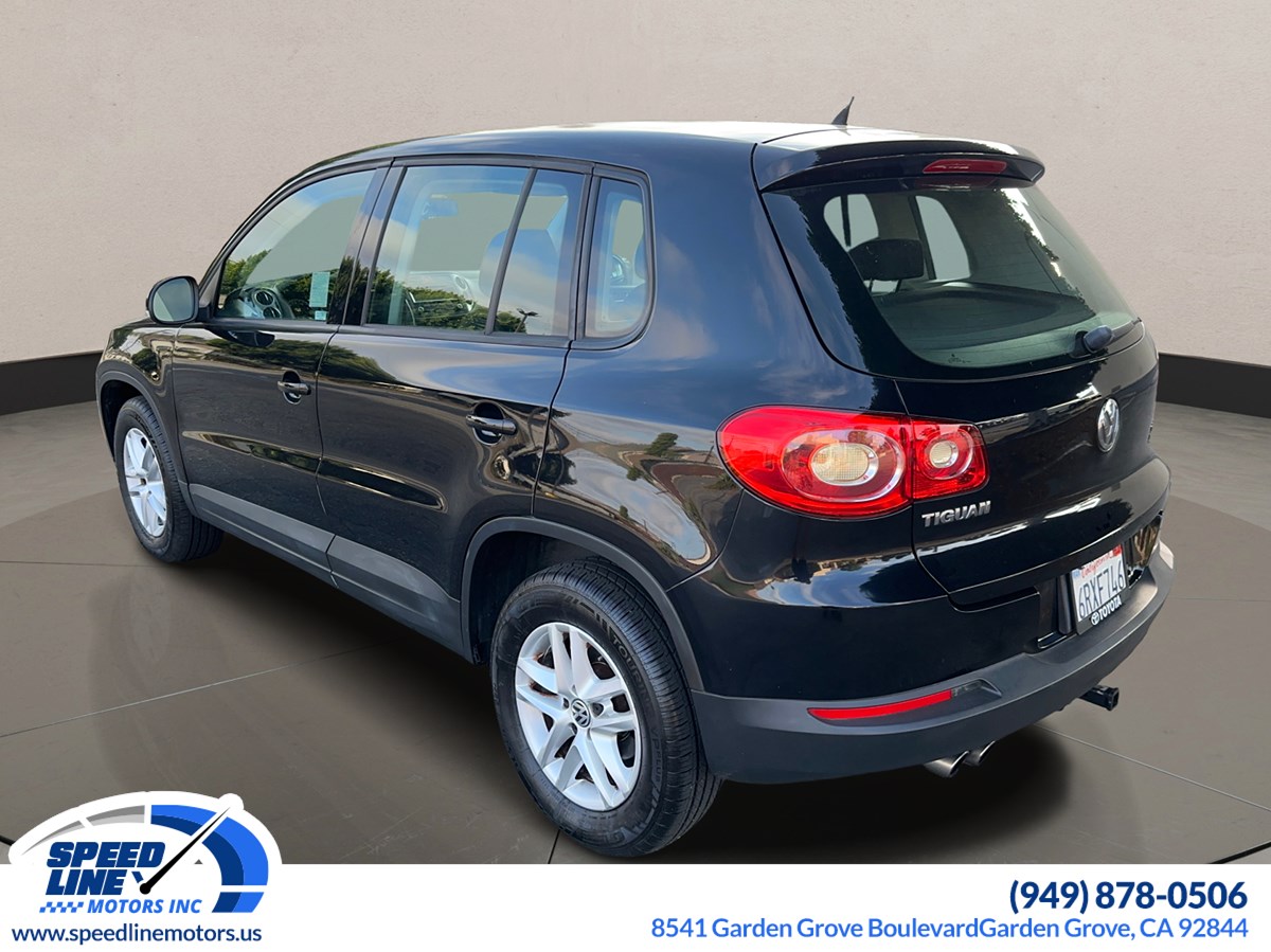 2011 Volkswagen Tiguan S - Photo 4