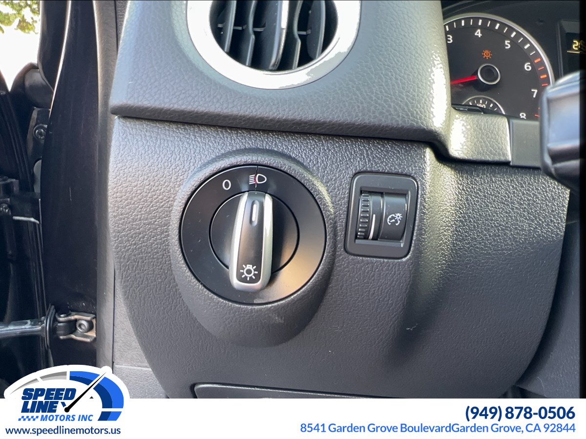 2011 Volkswagen Tiguan S - Photo 19