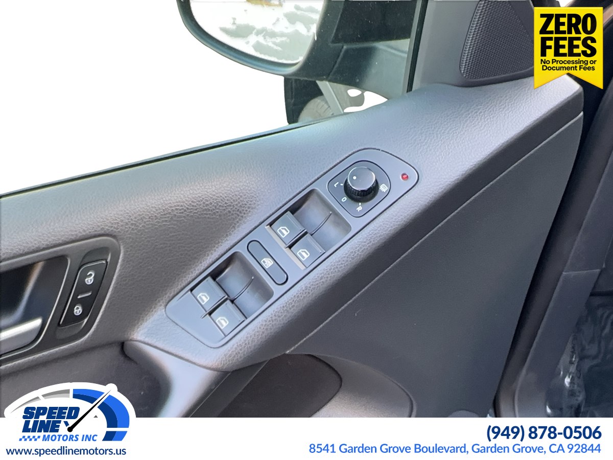 2011 Volkswagen Tiguan S - Photo 12
