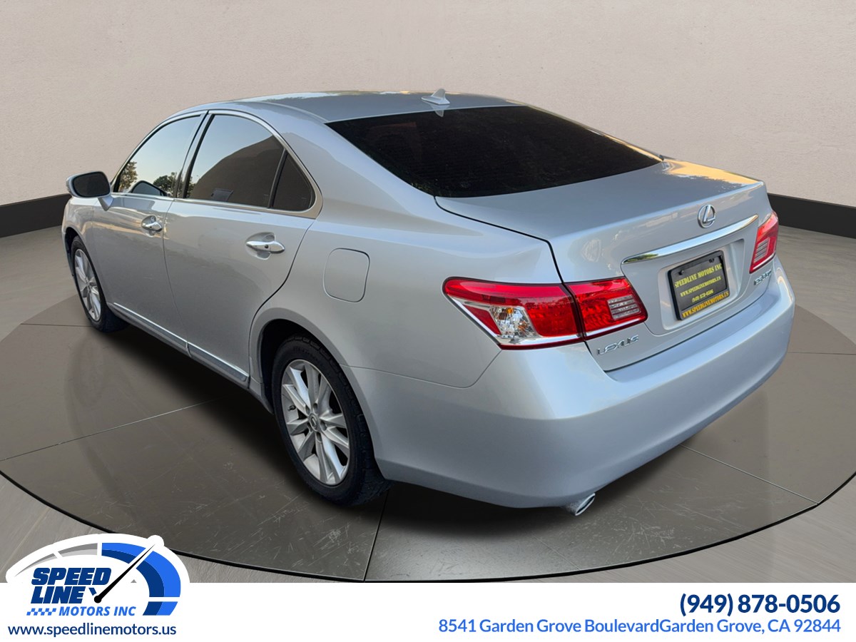 2010 Lexus ES 350 photo 4
