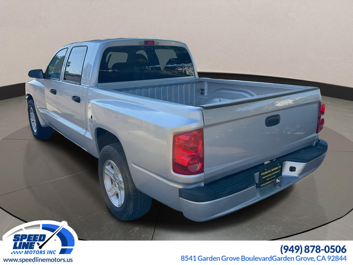 2010 Dodge Dakota SXT photo 4