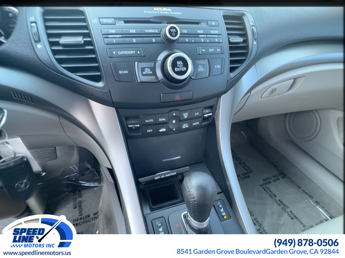 2010 Acura TSX Technology photo 13