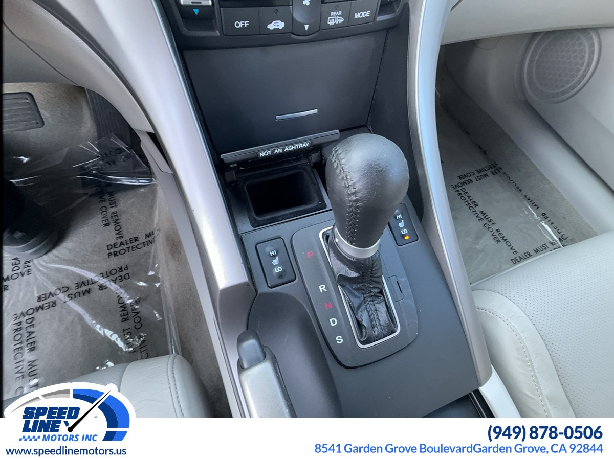 2010 Acura TSX Technology photo 14