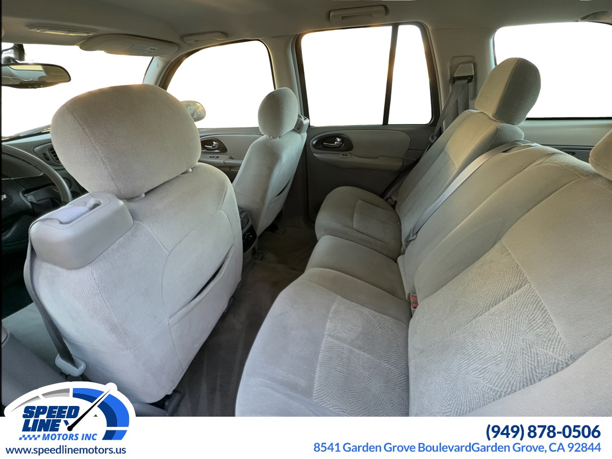 2005 Chevrolet TrailBlazer LS - Photo 9