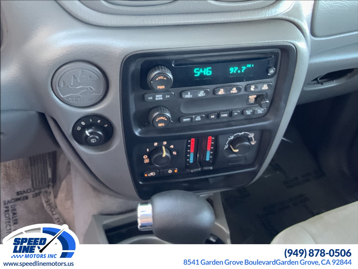 2005 Chevrolet TrailBlazer LS - Photo 12