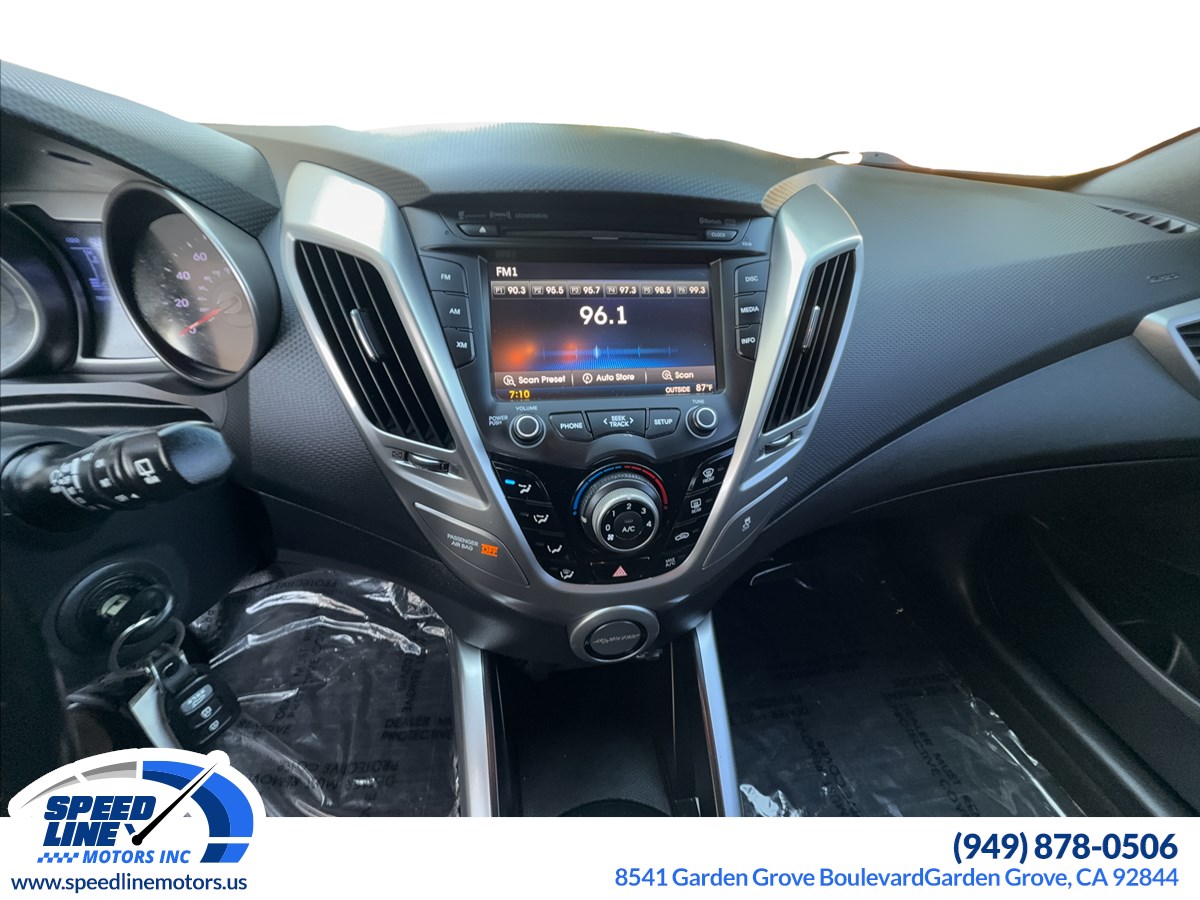 2016 Hyundai Veloster Turbo R-Spec Rally Edition photo 12