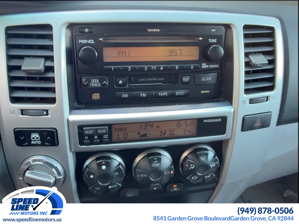 2004 Toyota 4Runner SR5 photo 13