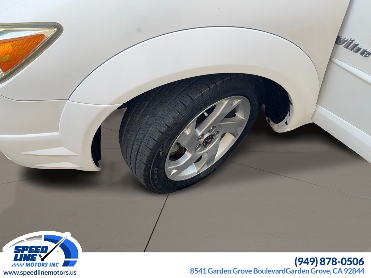 2005 Pontiac Vibe Base photo 15