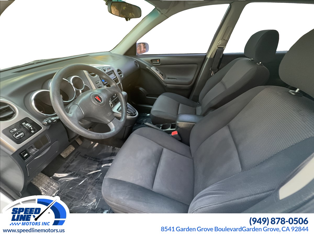2005 Pontiac Vibe Base photo 6