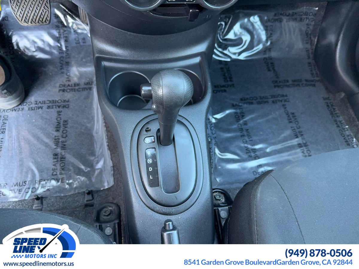 2014 Nissan Versa 1.6 Plus photo 14