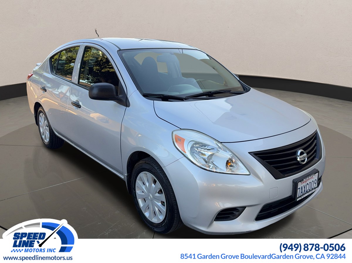 2014 Nissan Versa 1.6 Plus photo 7