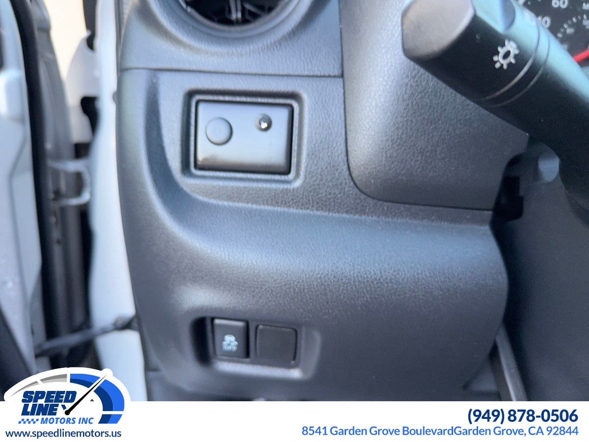 2014 Nissan Versa 1.6 Plus photo 19