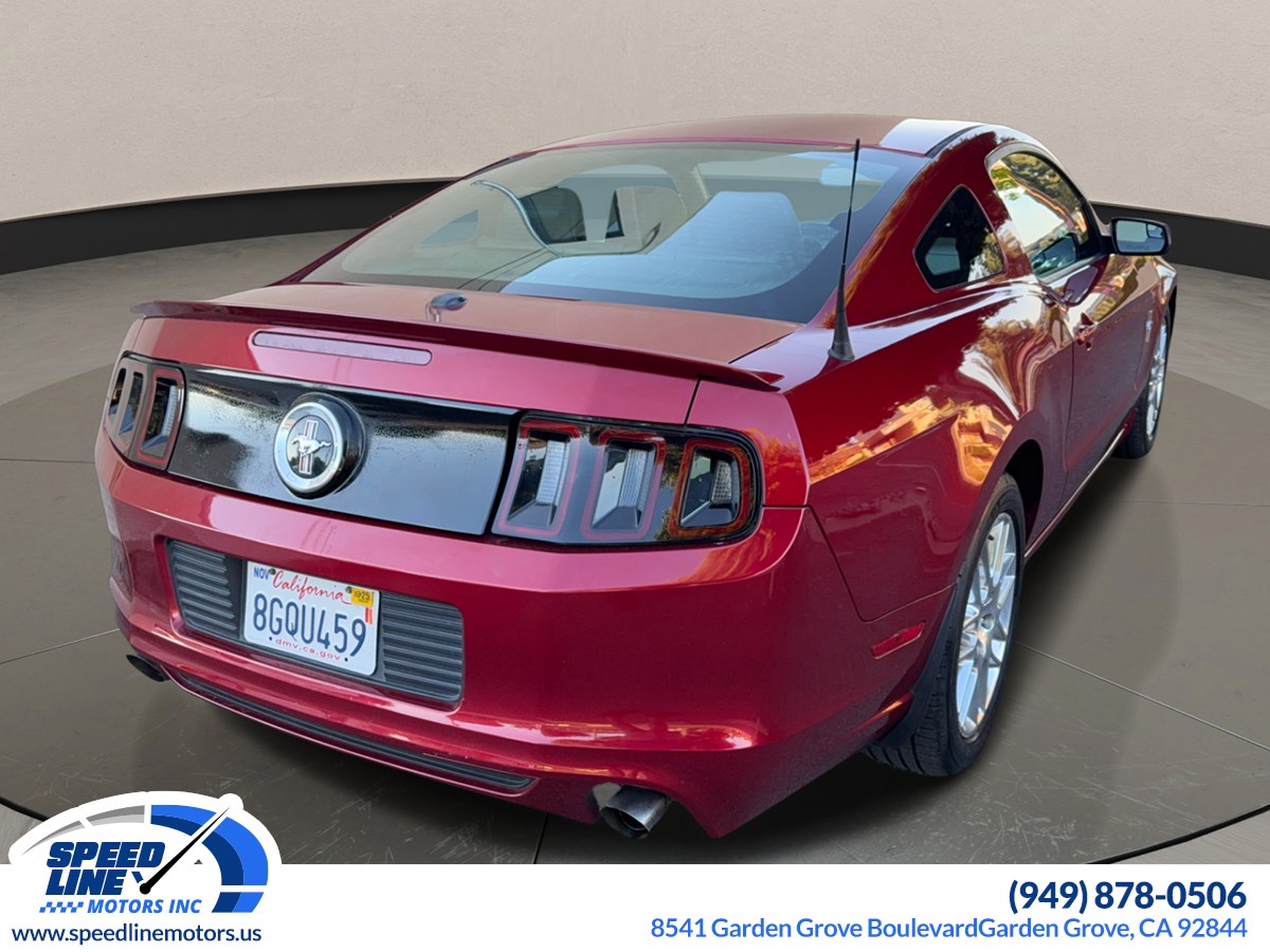 2014 Ford Mustang V6 Premium photo 7