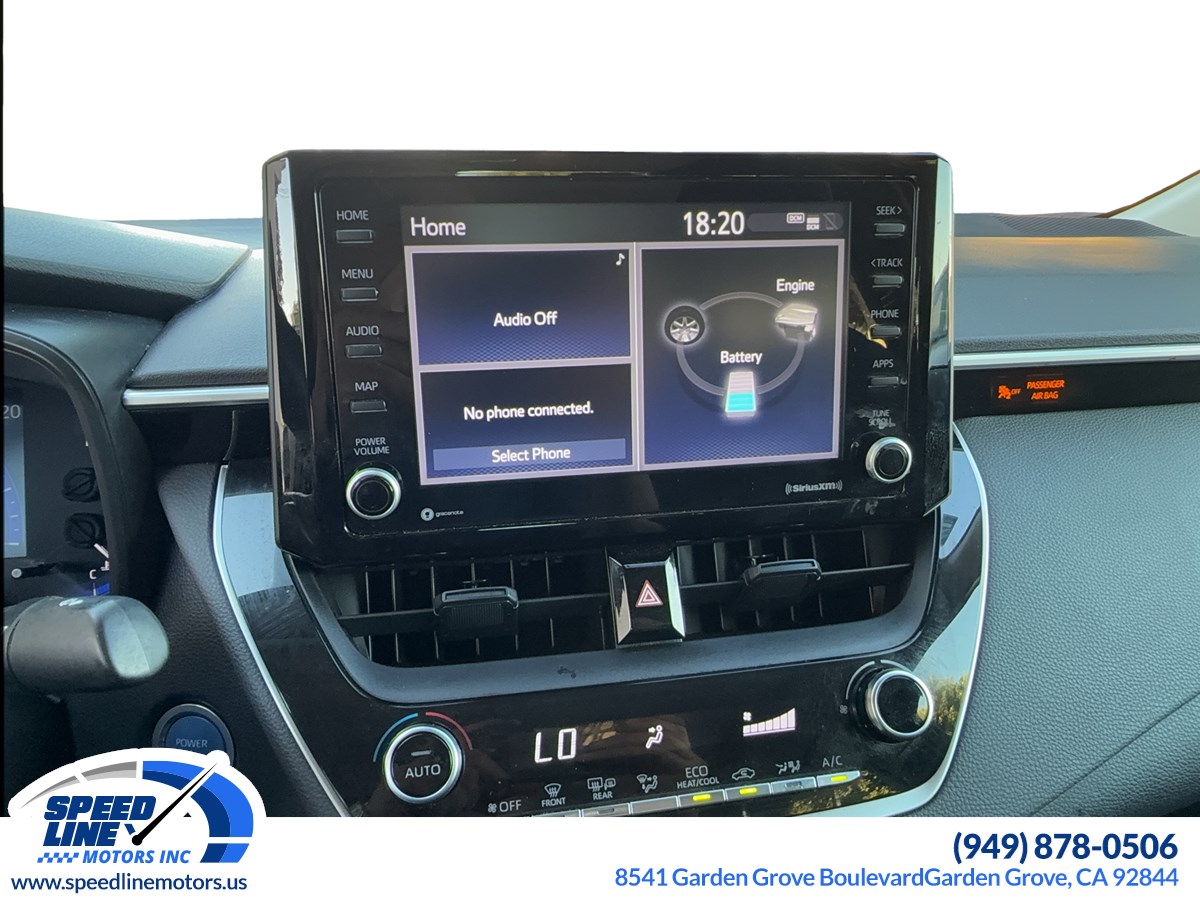2022 Toyota Corolla Hybrid LE photo 12