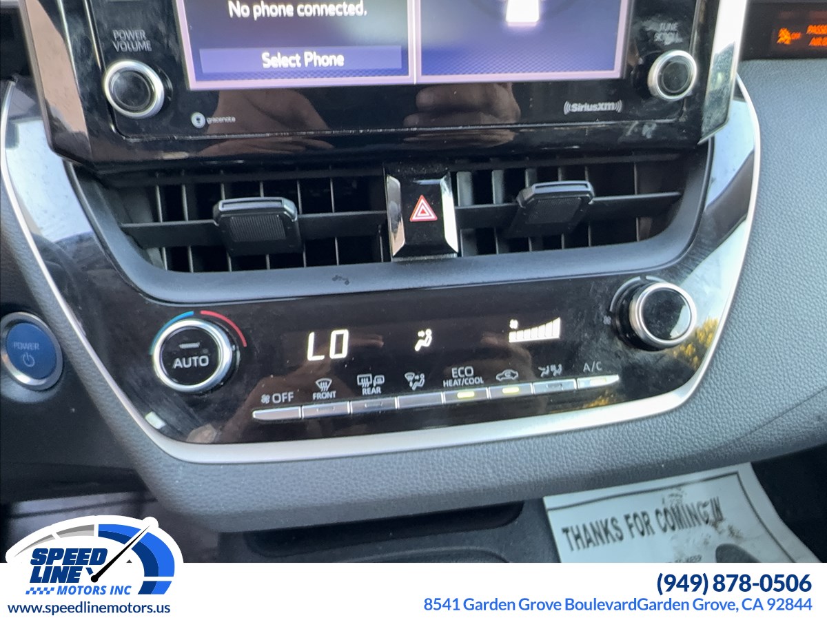 2022 Toyota Corolla Hybrid LE photo 13
