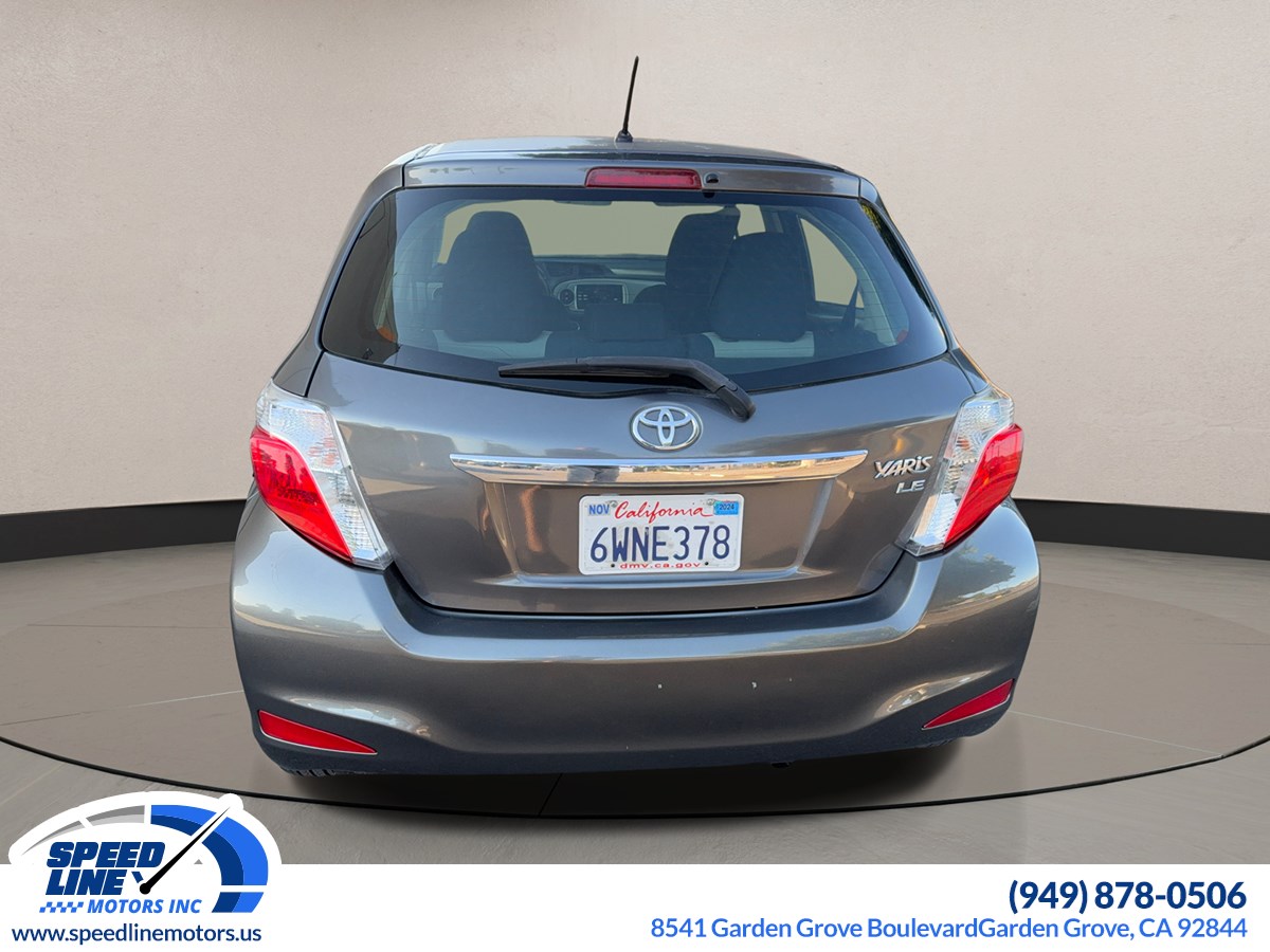 2013 Toyota Yaris LE photo 5