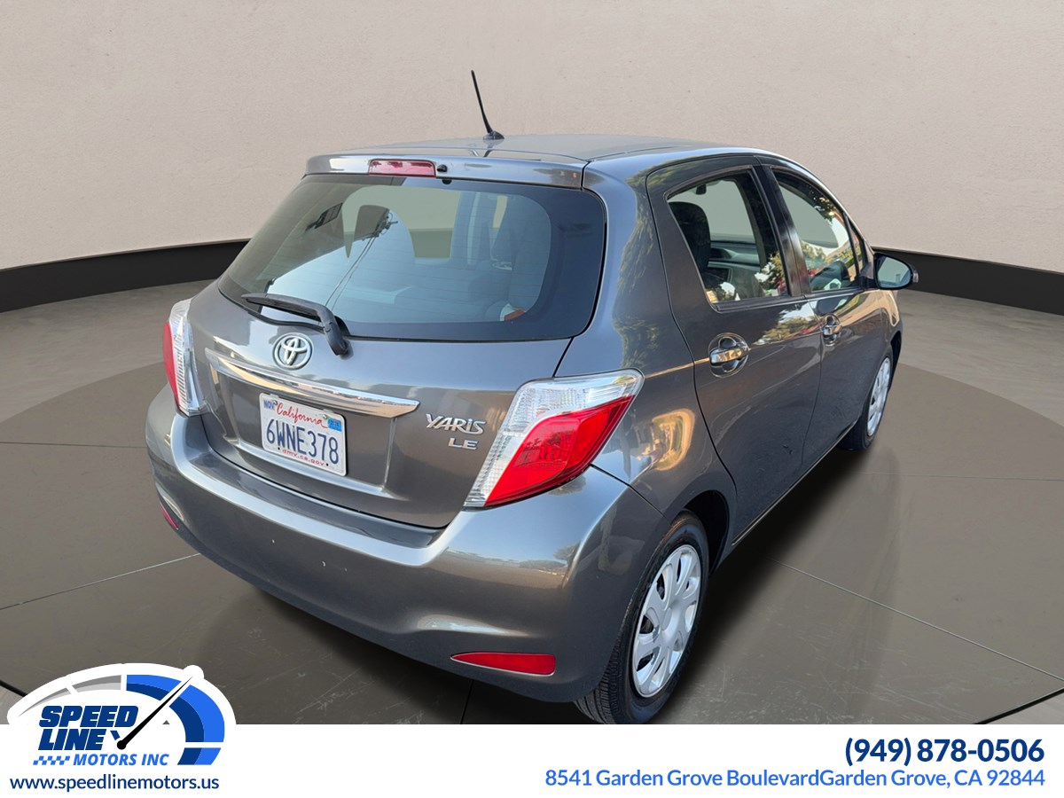 2013 Toyota Yaris LE photo 6