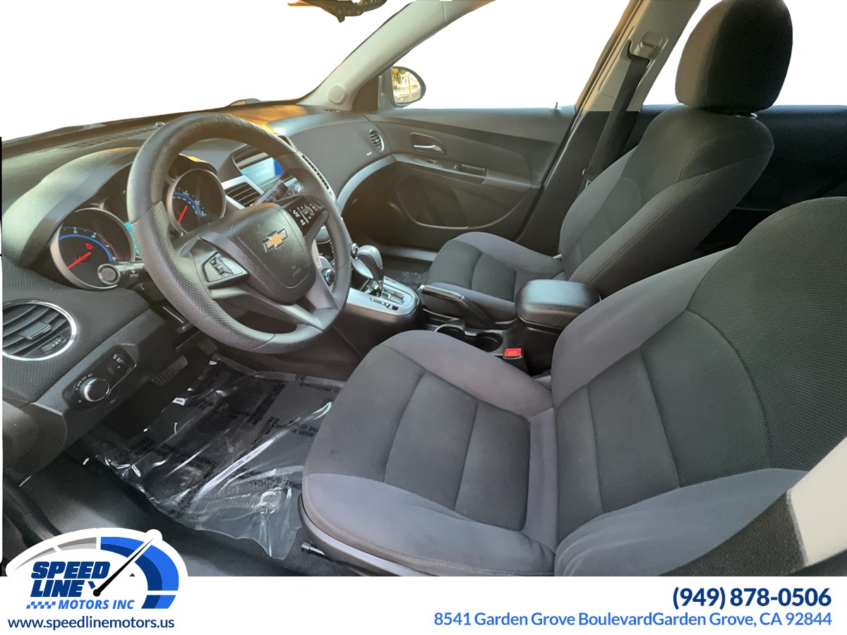 2016 Chevrolet Cruze LT photo 10