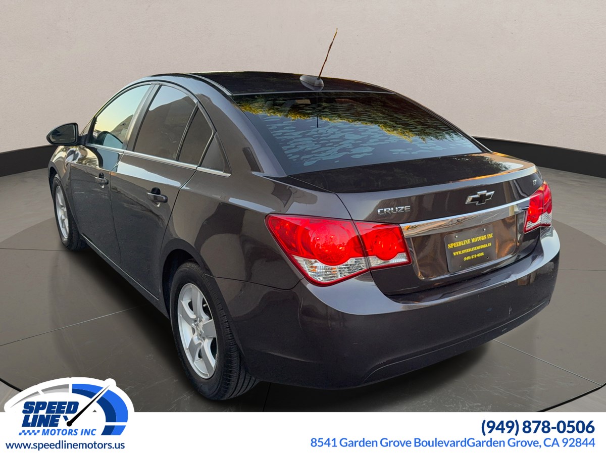 2016 Chevrolet Cruze LT photo 4