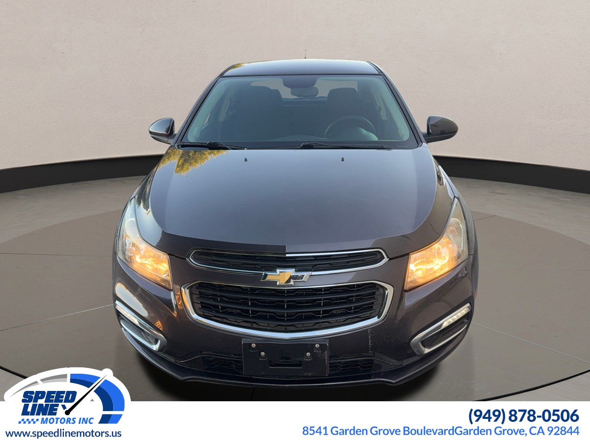 2016 Chevrolet Cruze LT photo 3
