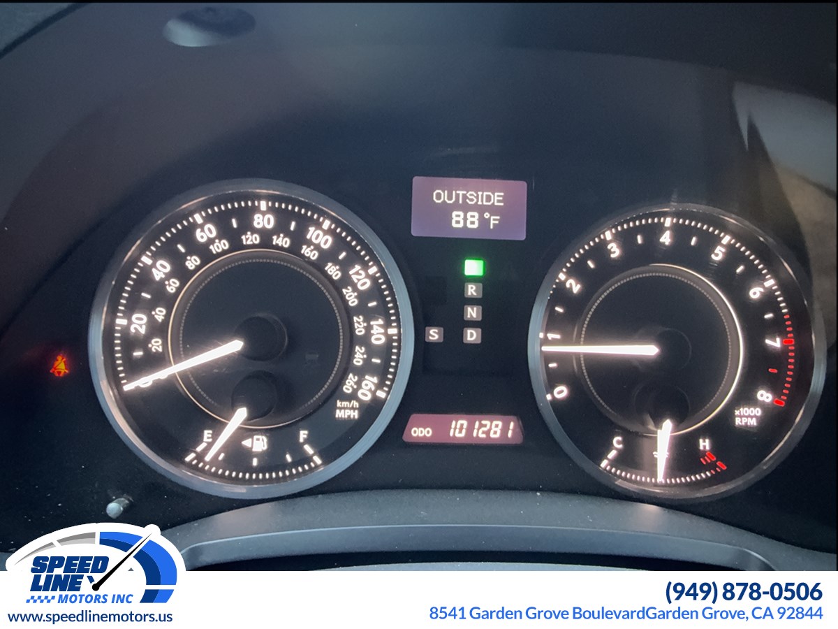 2010 Lexus IS 350C photo 13