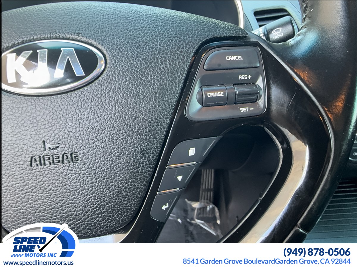 2017 Kia Forte EX photo 17