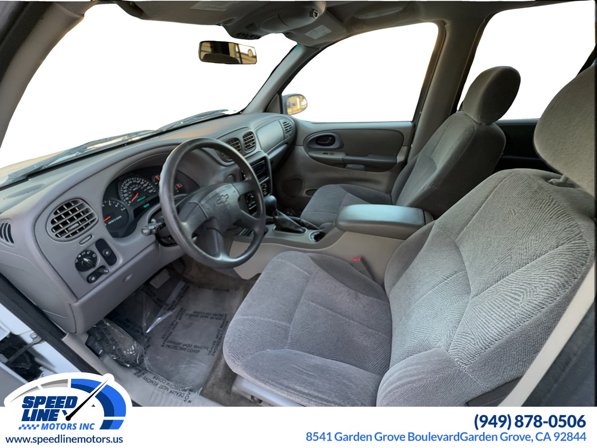 2004 Chevrolet Trailblazer LT photo 11