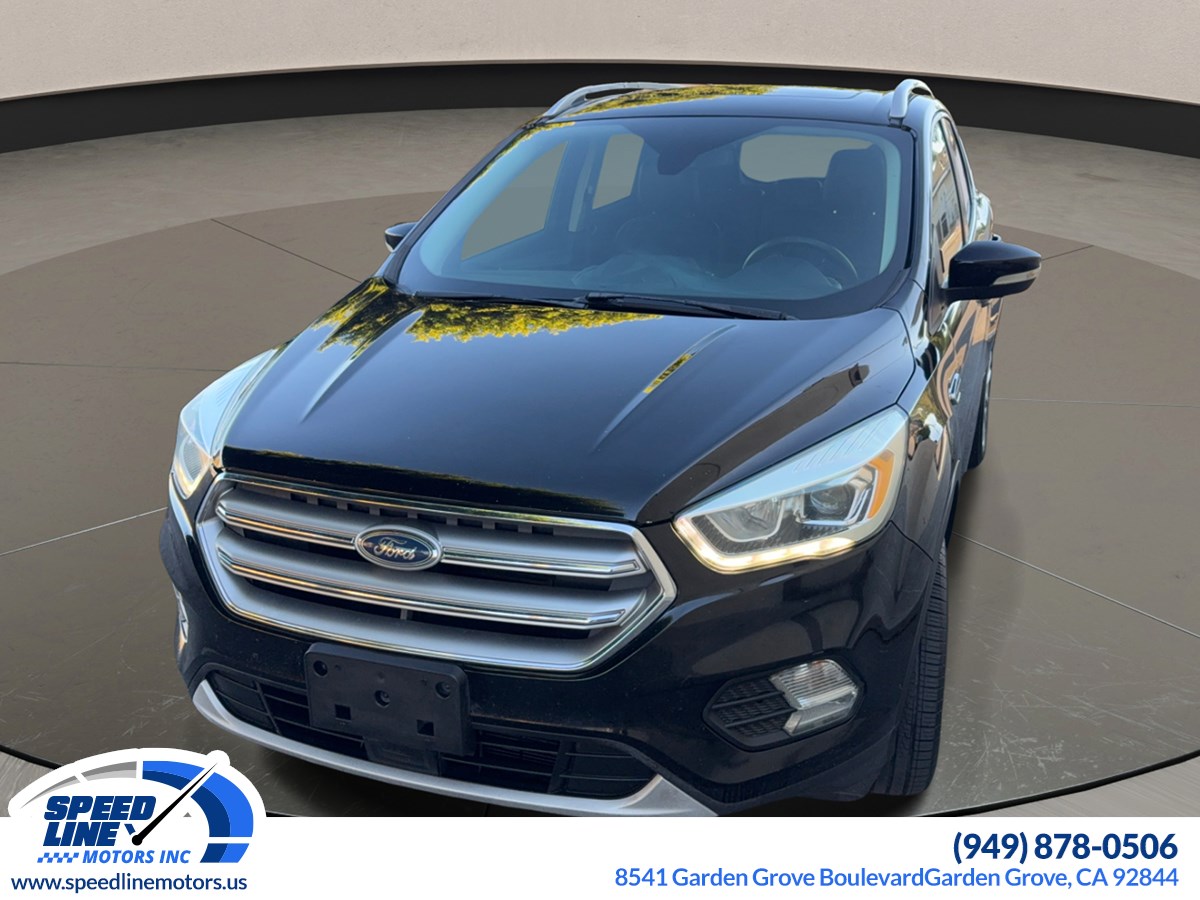 2017 Ford Escape Titanium photo 3