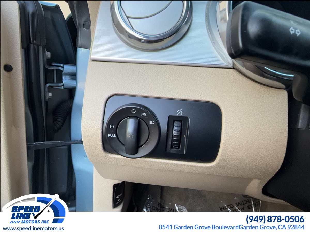 2006 Ford Mustang GT Premium photo 16
