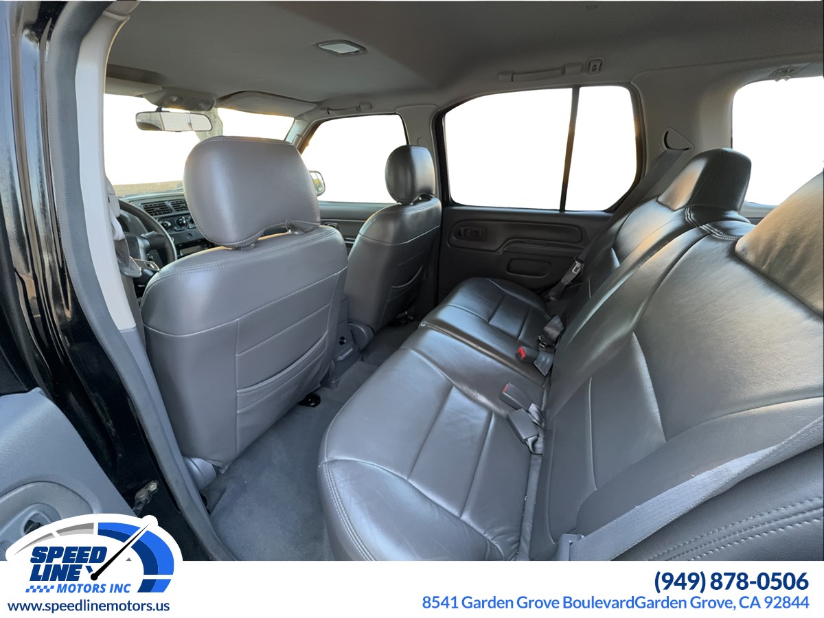 2004 Nissan Xterra XE photo 9