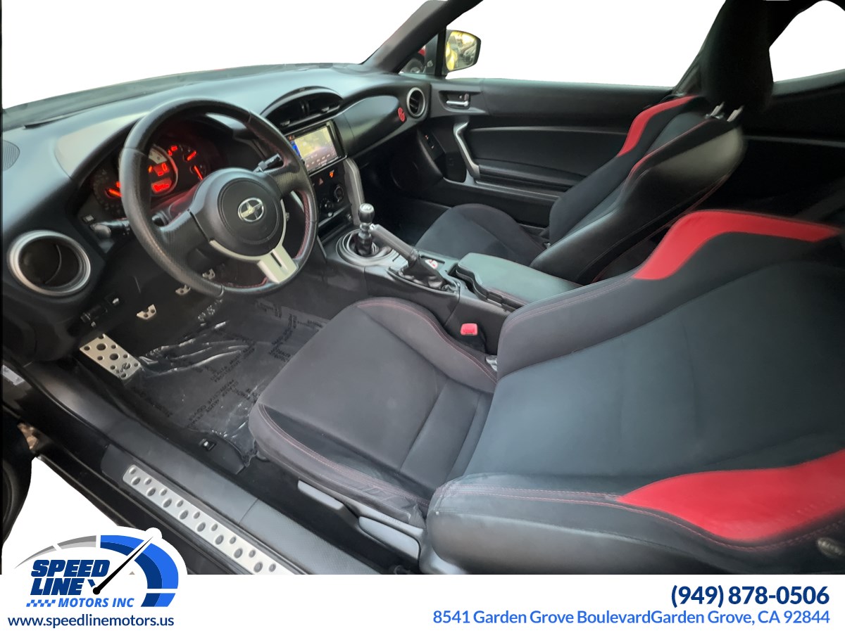 2013 Scion FR-S photo 8