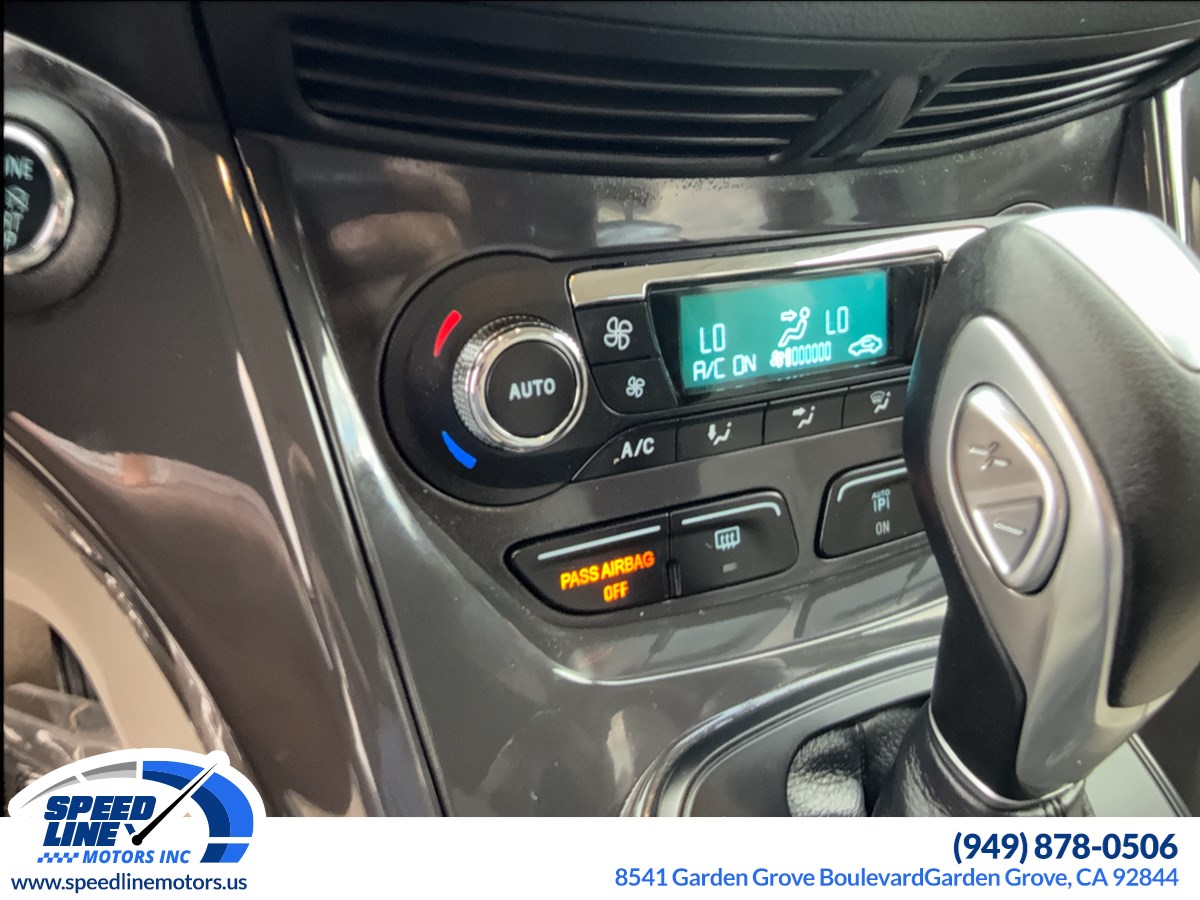 2016 Ford Escape Titanium photo 12