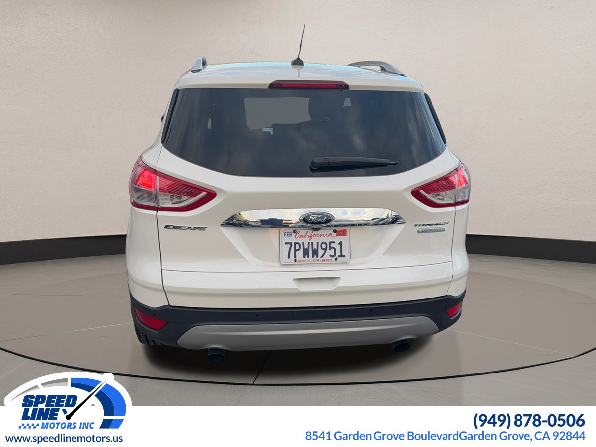 2016 Ford Escape Titanium photo 4