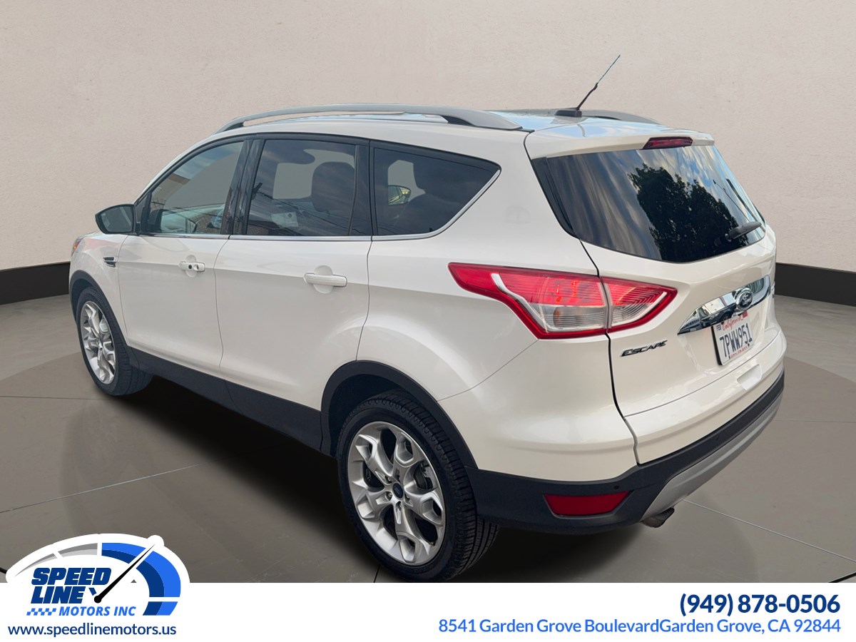 2016 Ford Escape Titanium photo 3