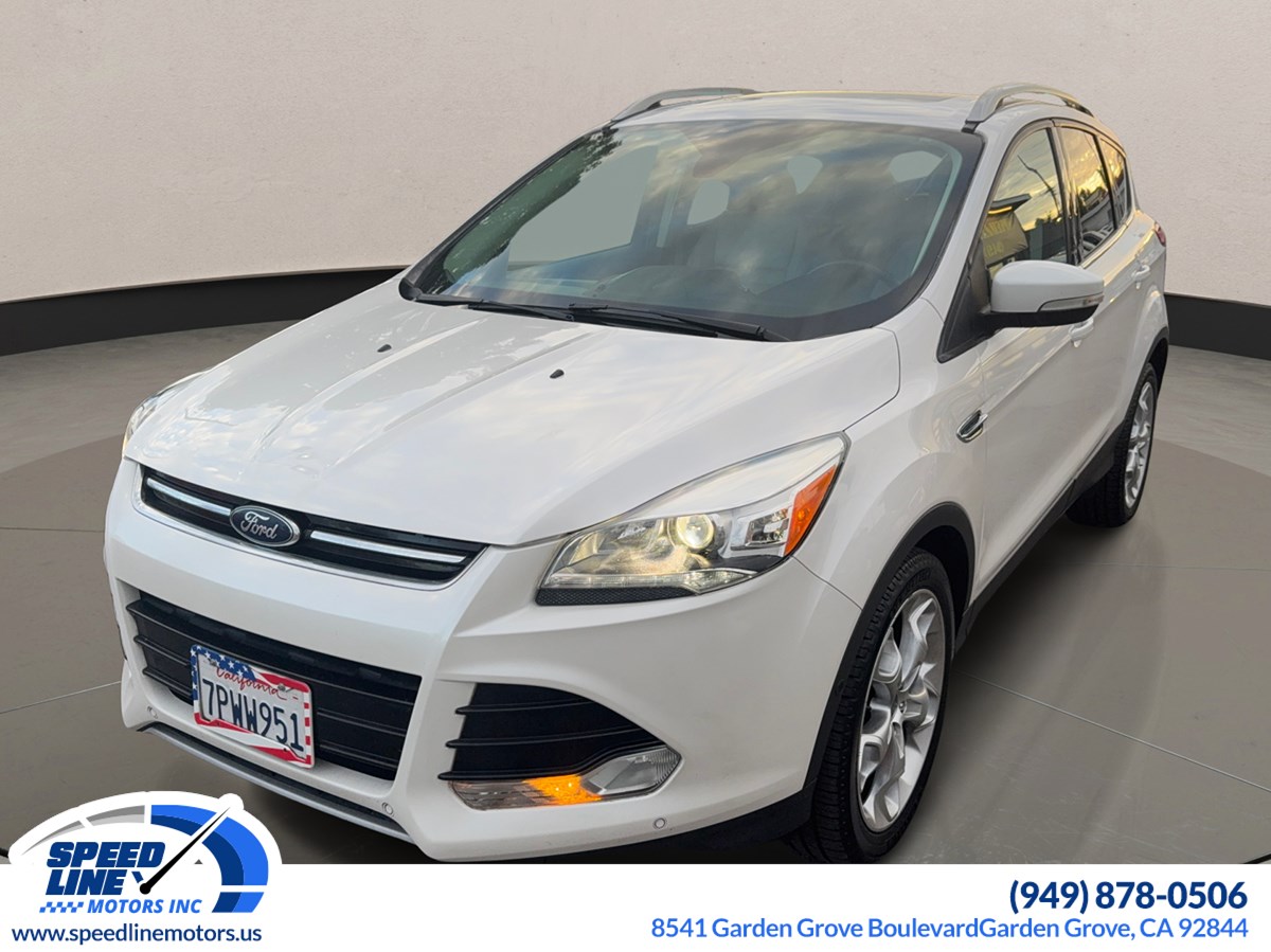 2016 Ford Escape Titanium photo 2