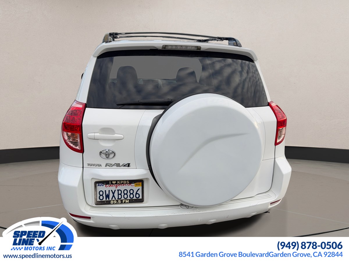 2007 Toyota RAV4 photo 4