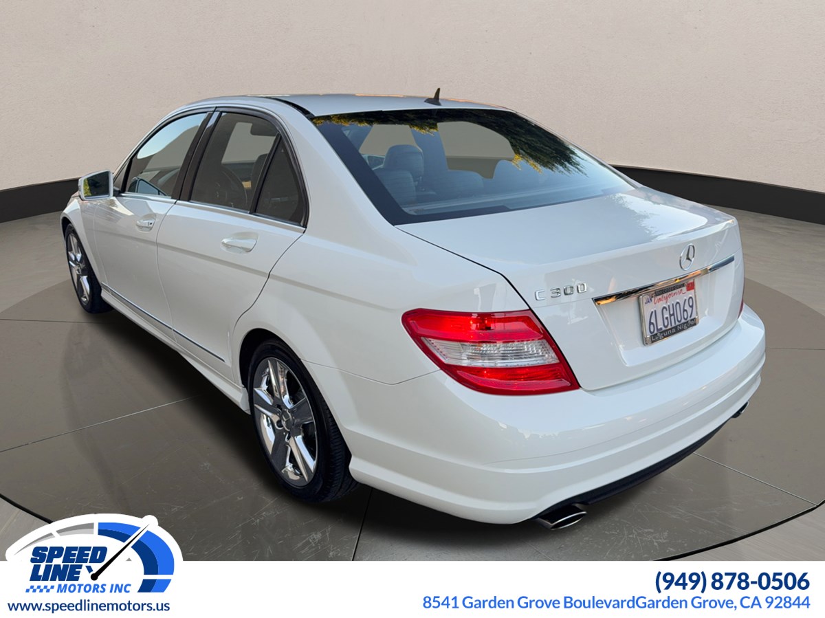 2010 Mercedes Benz C 300 Luxury Sedan photo 4