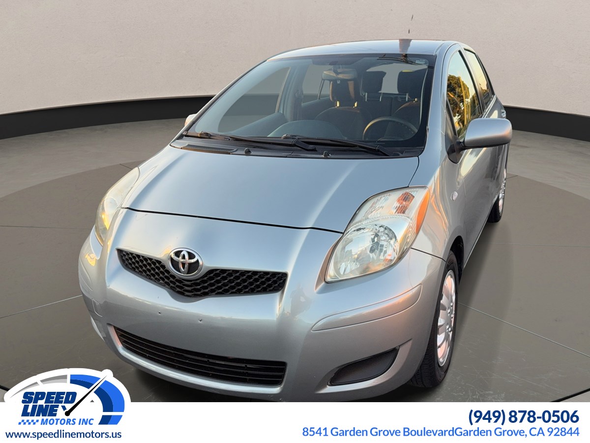 2010 Toyota Yaris photo 4