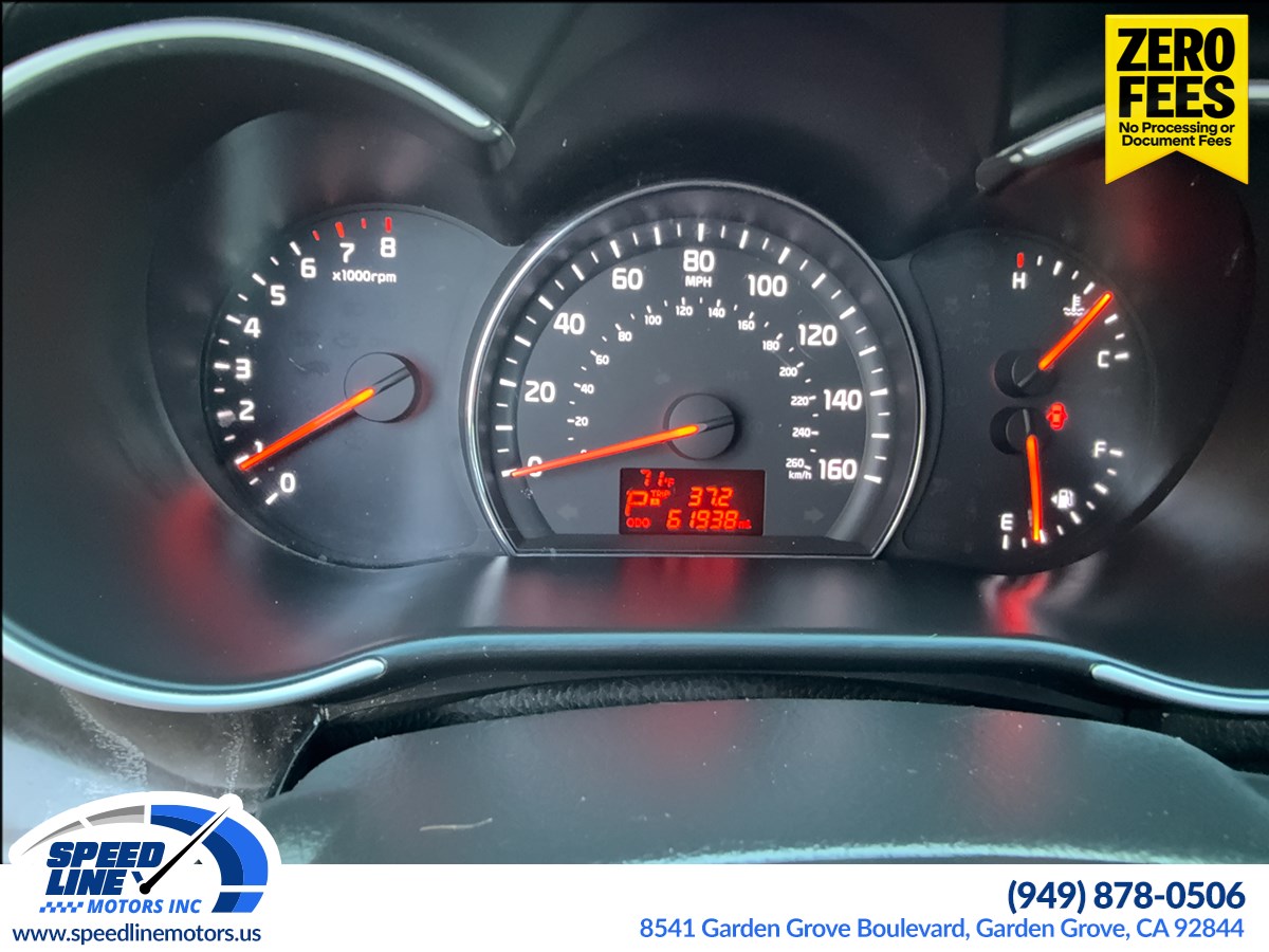 2015 Kia Sorento LX - Photo 14