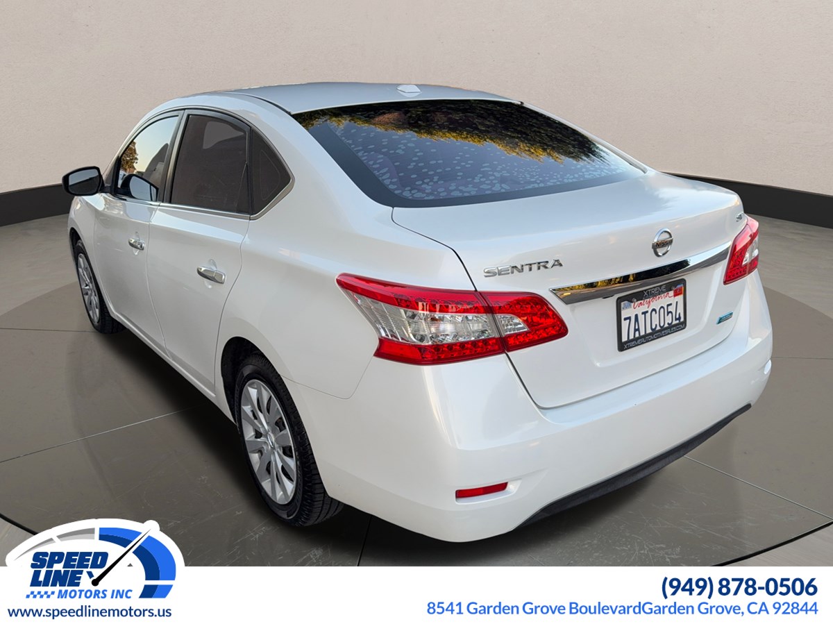 2013 Nissan Sentra SV photo 4