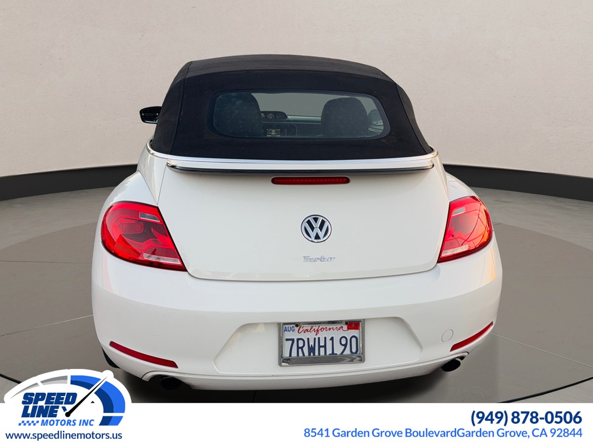 2013 Volkswagen Beetle Convertible photo 4