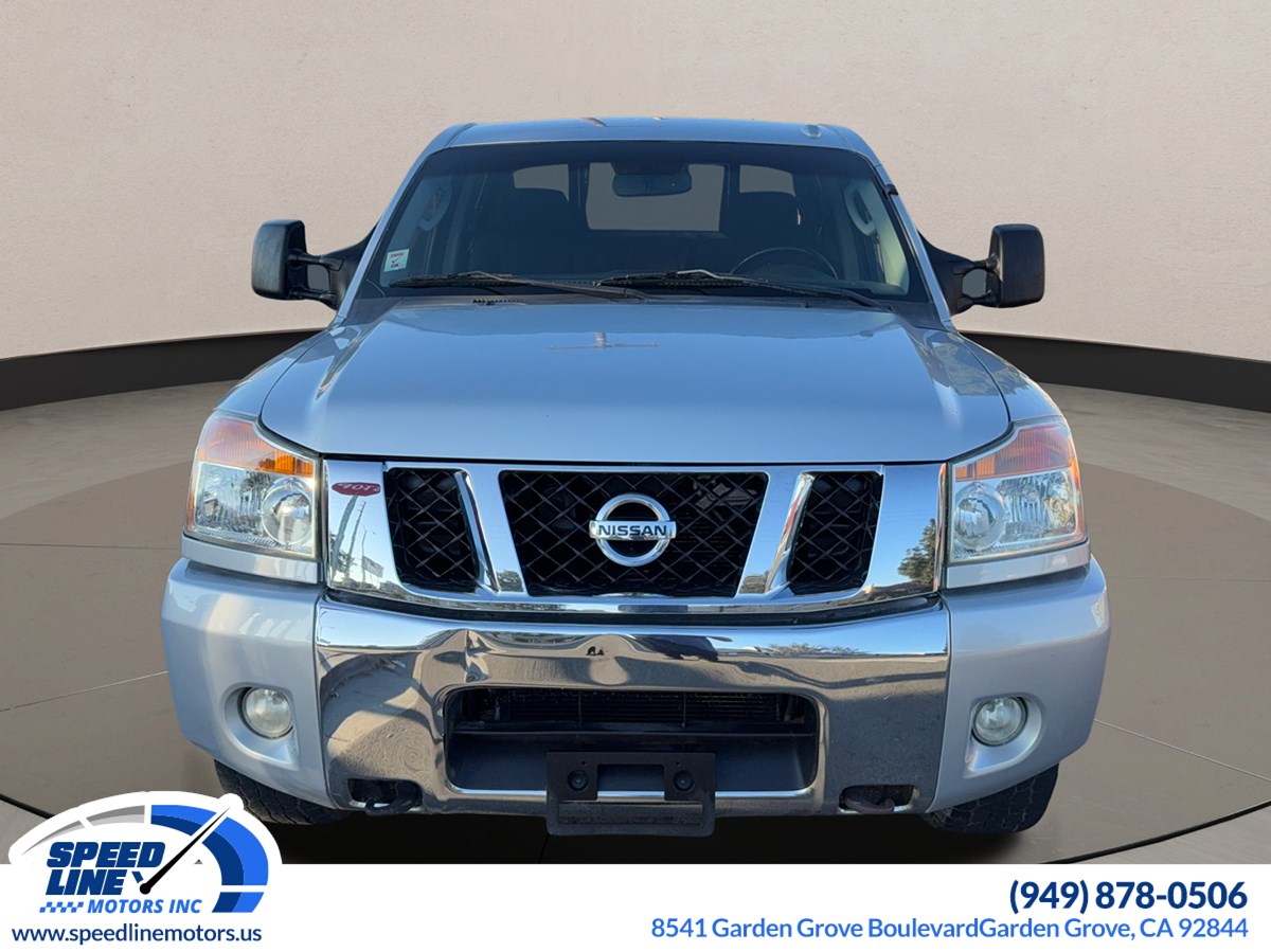 2011 Nissan Titan SV photo 2