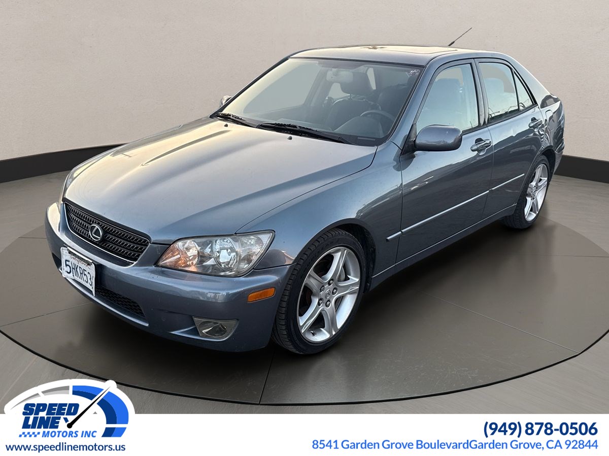 2004 Lexus IS 300 Sedan RWD