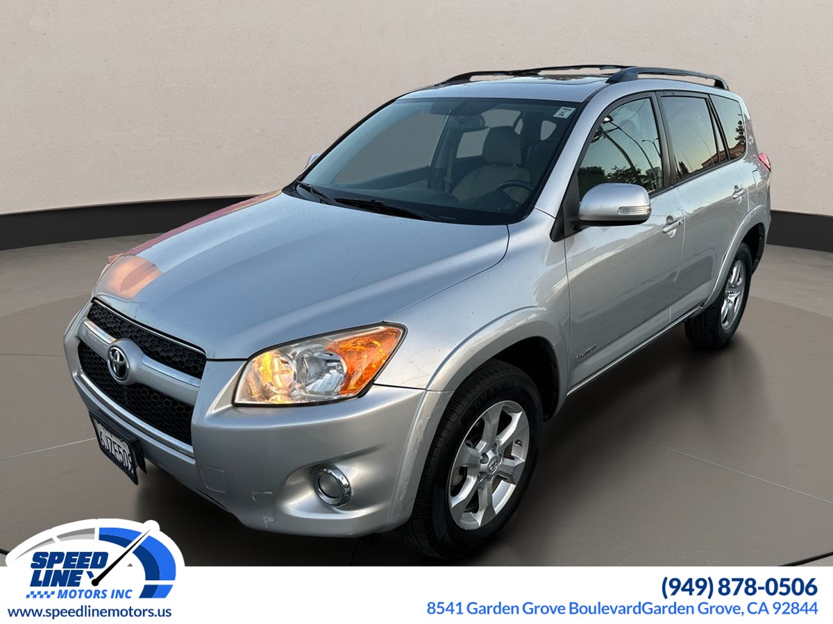 2009 Toyota RAV4 Limited's photo
